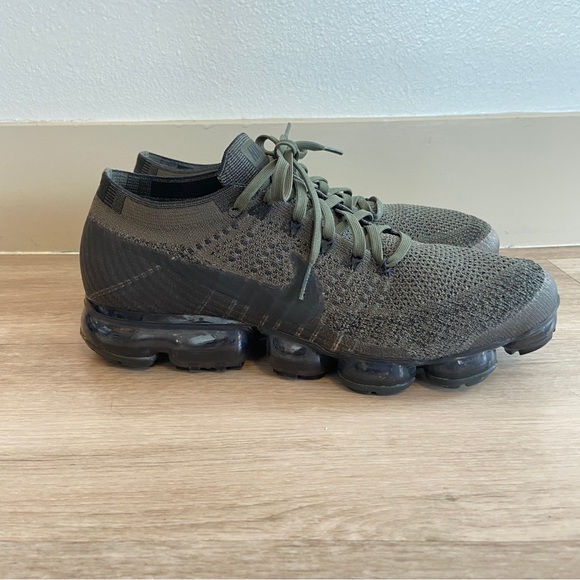 Mens Nike Air Vapormax Flyknit Shoes Cargo Khaki Green Black Sz 10.5 849558-300 - Picture 4 of 7